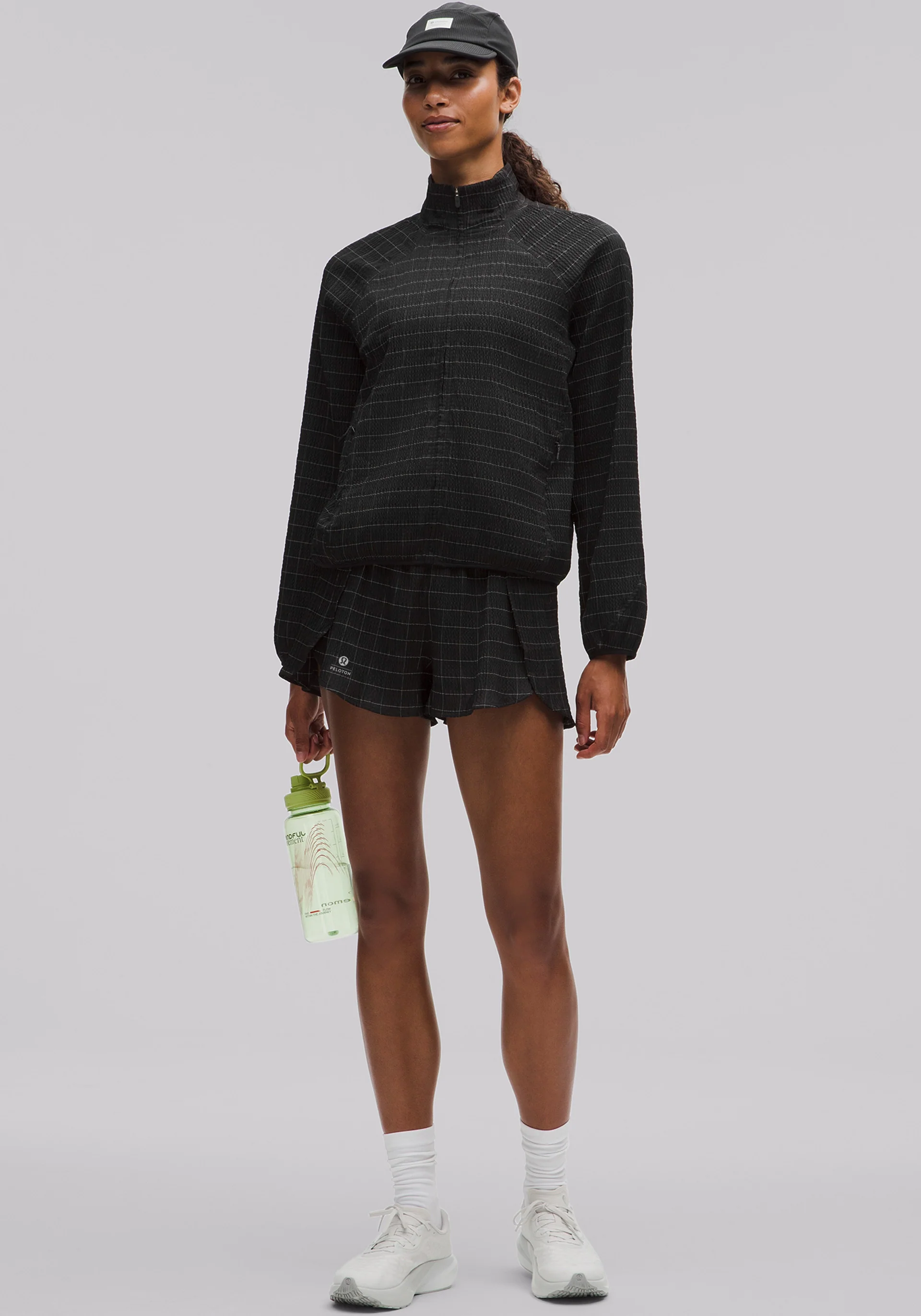 Negative Split Textured Run Short 2.5" | Reflective - Image 8