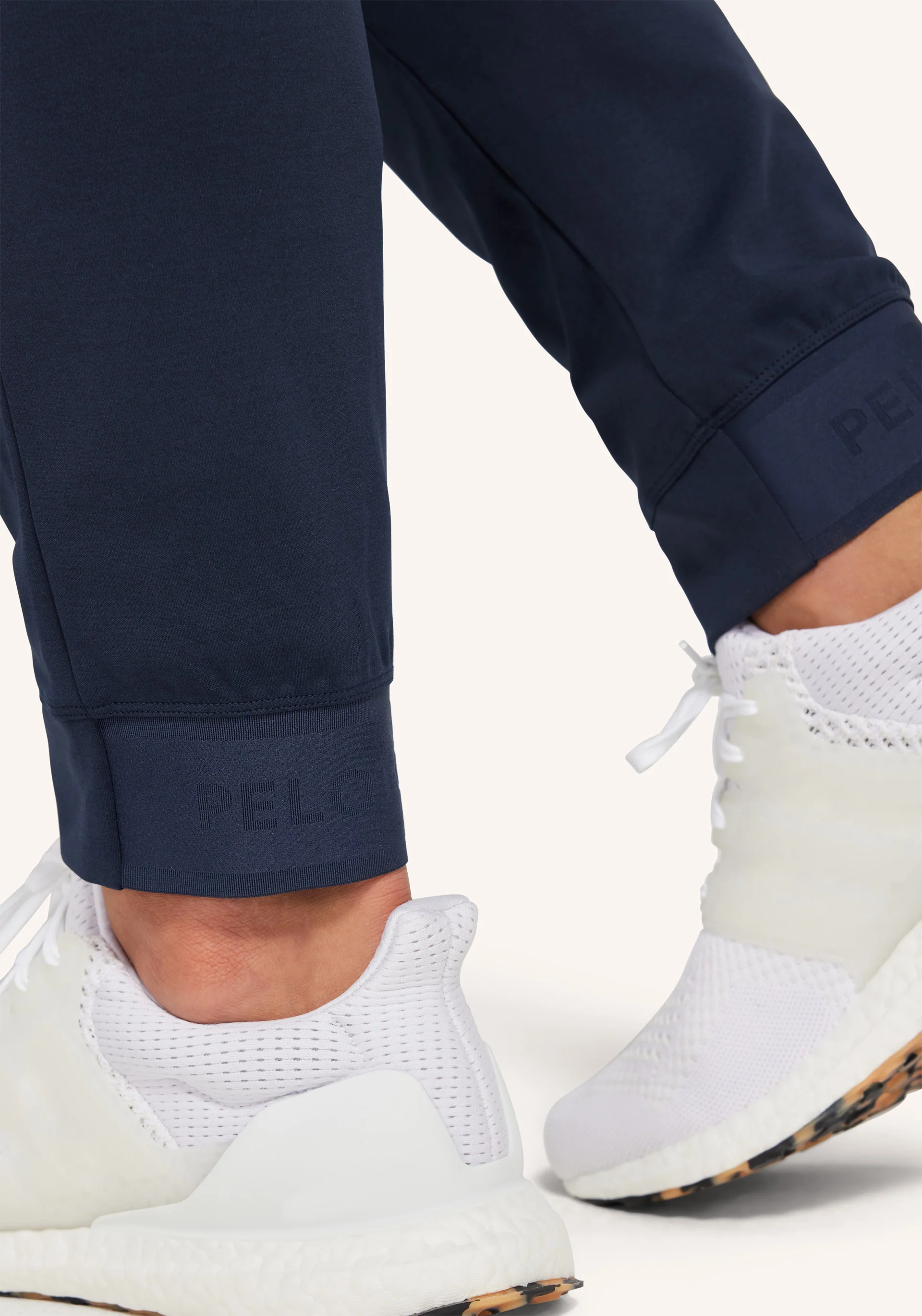 Studio Jogger - Image 7
